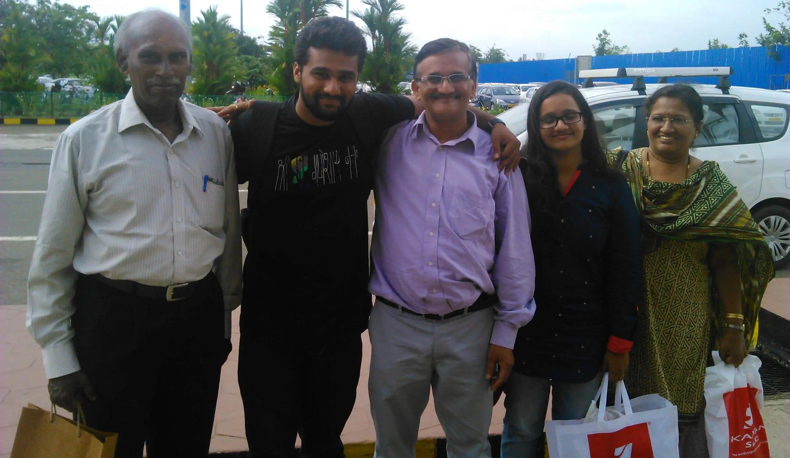 Mr. Naren Jhadakia & Family,Delhi