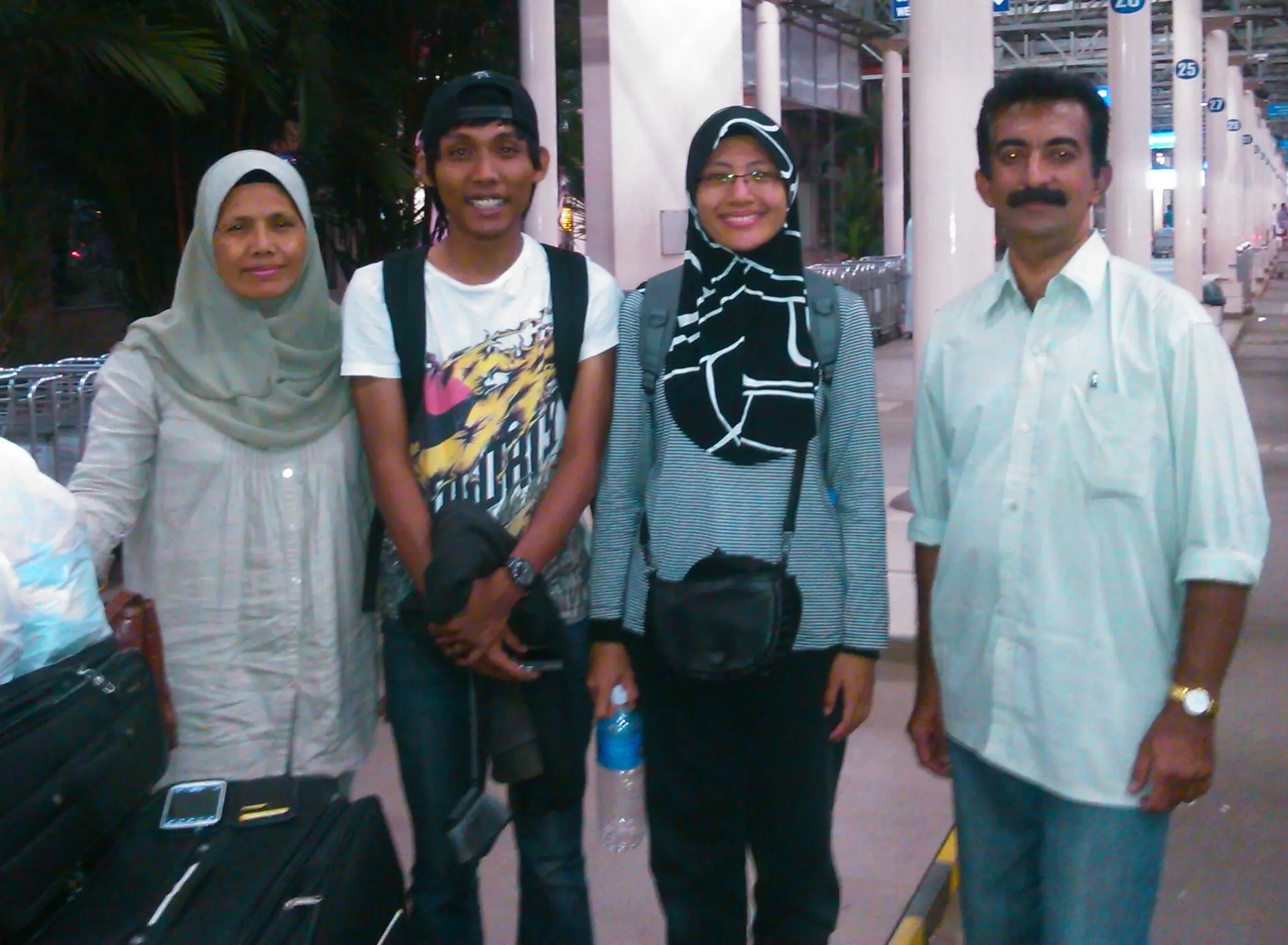 Ms. Zaitul Izra & Family, Malaysia