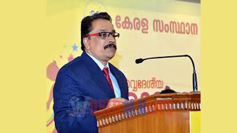 "വിദ്യാര്‍ഥികളില്‍ നിന്ന് പിടിച്ചെടുക്കുന്ന മൊബൈലുകൾ വിൽപ്പന നടത്തരുത് " :ബാലാവകാശ കമ്മിഷന്‍
