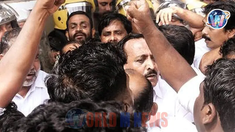 പേരാമ്പ്ര സംഘർഷത്തിൽ യുഡിഎഫ് പ്രവർത്തകരെ അറസ്റ്റ് ചെയ്ത് പൊലീസ്: പ്രതിഷേധിച്ച് യുഡിഎഫ്