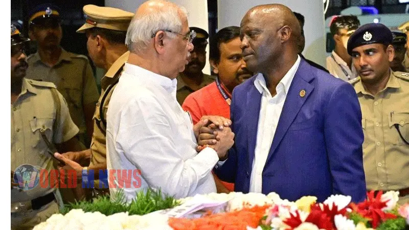 കേരളത്തിൽ മരണപ്പെട്ട കെനിയൻ മുൻ പ്രധാനമന്ത്രിയ്ക്ക് കേരള സര്ക്കാരിന്റെ ഔദ്യോഗിക അന്തിമോപാചാരം