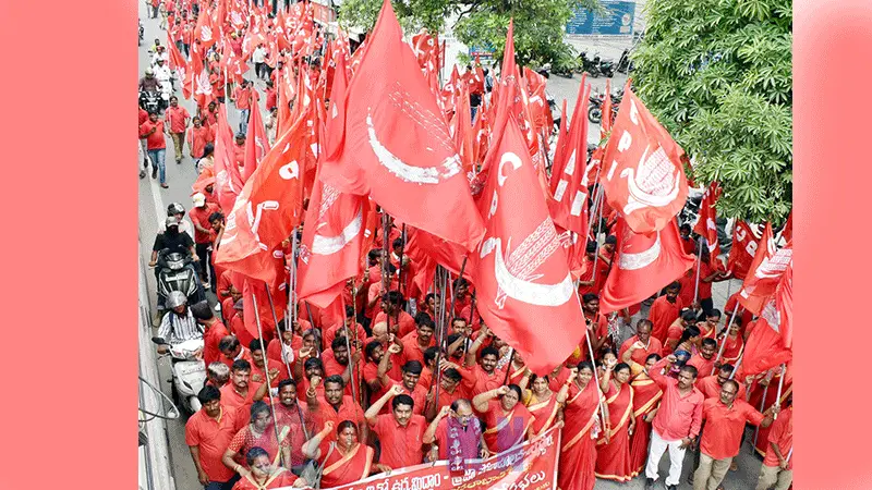 കടയ്ക്കല്‍ സിപിഐയില്‍ നിന്ന്എഴുന്നൂറിലേറെ പേര്‍ രാജിവച്ചു 