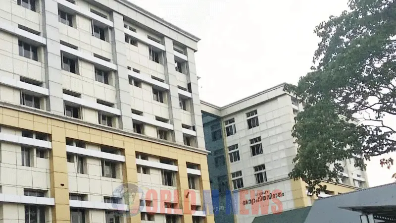 മൂന്ന് പ്രധാന അവയവങ്ങൾ കോട്ടയം മെഡിക്കൽ കോളേജിൽ മാറ്റിവയ്ക്കുന്നു: ഇത്തരമൊരു ശസ്ത്രക്രിയ രാജ്യത്ത് ആദ്യം