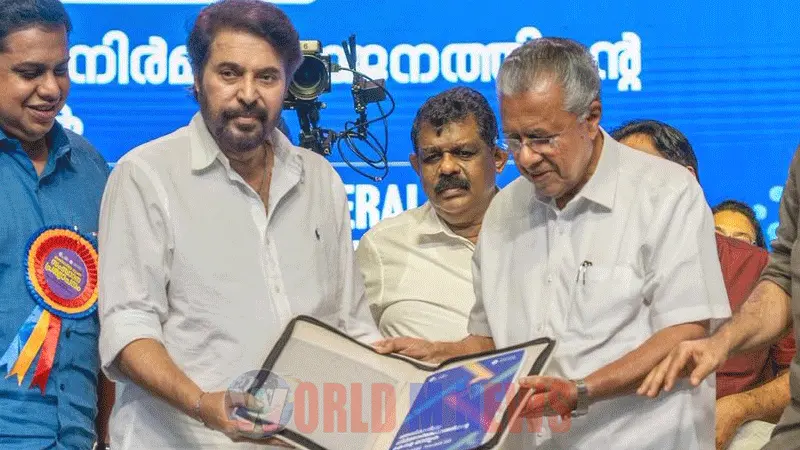 "സമഗ്രമായ ജനകീയ വികസന നയങ്ങളുടെ നേട്ടം": അതിദാരിദ്ര്യമുക്ത സംസ്ഥാനമായി കേരളത്തെ പ്രഖ്യാപിക്കുന്ന പൊതുചടങ്ങിൽ പിണറായി വിജയൻ