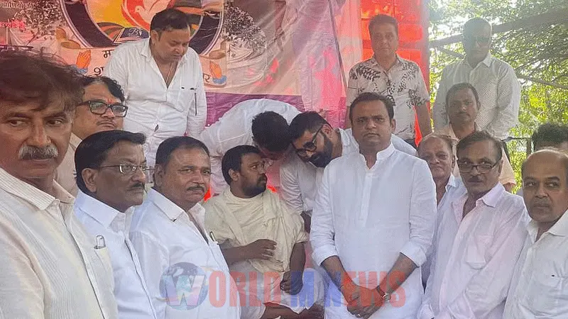 പരിഹാരം കാണുമെന്ന് മന്ത്രി ഉറപ്പുനൽകി :മുംബൈയിലെ 'കബുതർഖാന'കൾ അടച്ചുപൂട്ടുന്നതിനെതിരെ ജൈന സന്യാസി ആരംഭിച്ച നിരാഹാര സമരം അവസാനിപ്പിച്ചു
