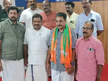 മുസ്ലിം ലീഗ് പ്രാദേശിക നേതാവ് ബിജെപിയില് ചേര്ന്നു