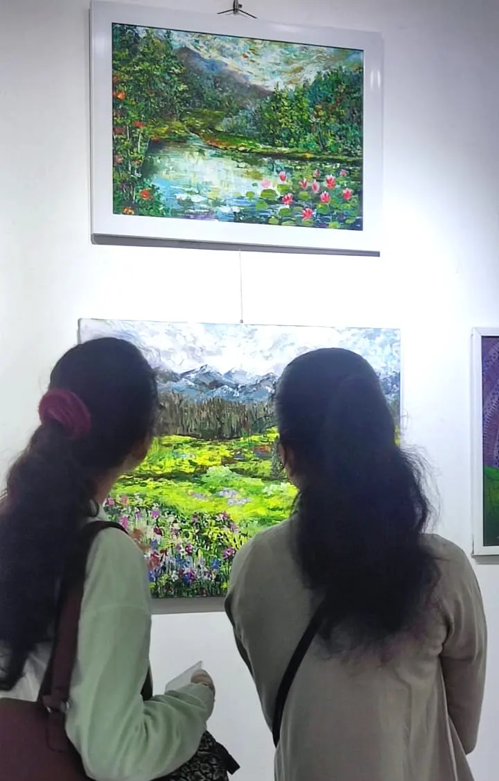 കാൻവാസ് & ക്രിയേറ്റീവ് ആർട്ട് ഐക്കൺൻ്റെ ആഭിമുഖ്യത്തിലുള്ള ഗ്രൂപ്പ് ആർട്ട് എക്സിബിഷൻ ബാംഗ്ലൂരിൽ