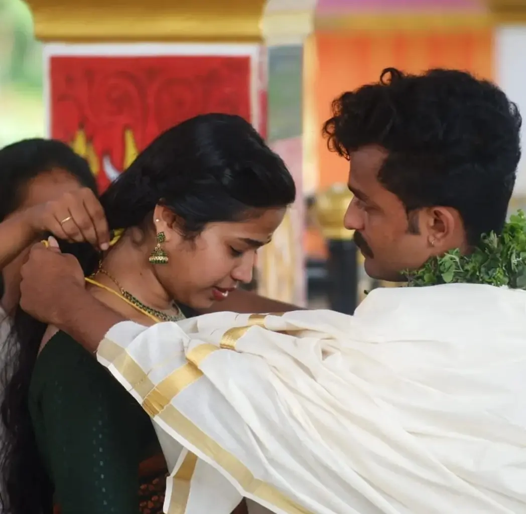 അർച്ചനയുടെ മരണം :കൊലപാതകമെന്ന ആരോപണവുമായി കുടുംബം  