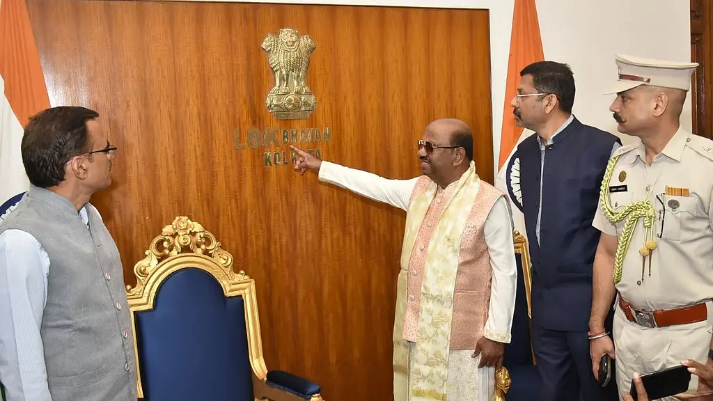 പശ്ചിമ ബംഗാള് രാജ്ഭവന് ഇനി 'ലോക് ഭവന്'