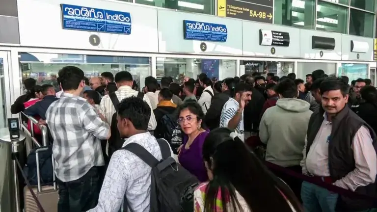 ഉന്നതതല അന്വേഷണത്തിന് ഉത്തരവിട്ട് കേന്ദ്രം; മാപ്പ് പറഞ്ഞ് ഇൻഡിഗോ