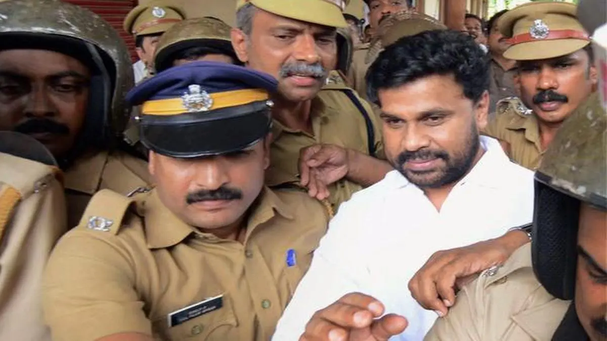 നടിയെ ആക്രമിച്ച കേസിൽ  വിധി നാളെ : നടൻ ദിലീപ് അടക്കം ഒമ്പത് പ്രതികള്‍