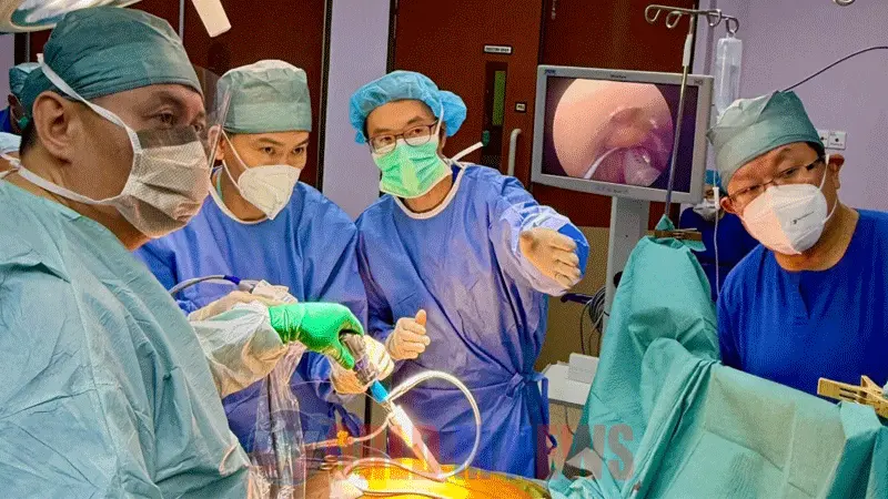 ദക്ഷിണേഷ്യയിലെ ആദ്യ ഹൈബ്രിഡ് ഹൃദയശസ്ത്രക്രിയ; യുവാവിന് ജീവിതം തിരിച്ചുനൽകി  ഡൽഹി ഡോക്ടർമാർ