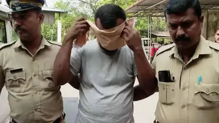 അധ്യാപകന് മദ്യം നല്കി പീഡിപ്പിച്ച സംഭവം: പ്രധാനധ്യാപികക്ക് സസ്പെന്ഷന്