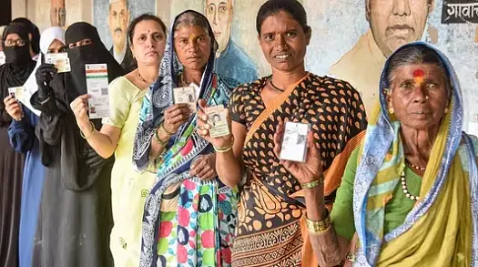 മഹാരാഷ്ട്ര നഗരസഭ തെരഞ്ഞെടുപ്പ് : ജനവിധി നാളെ അറിയാം