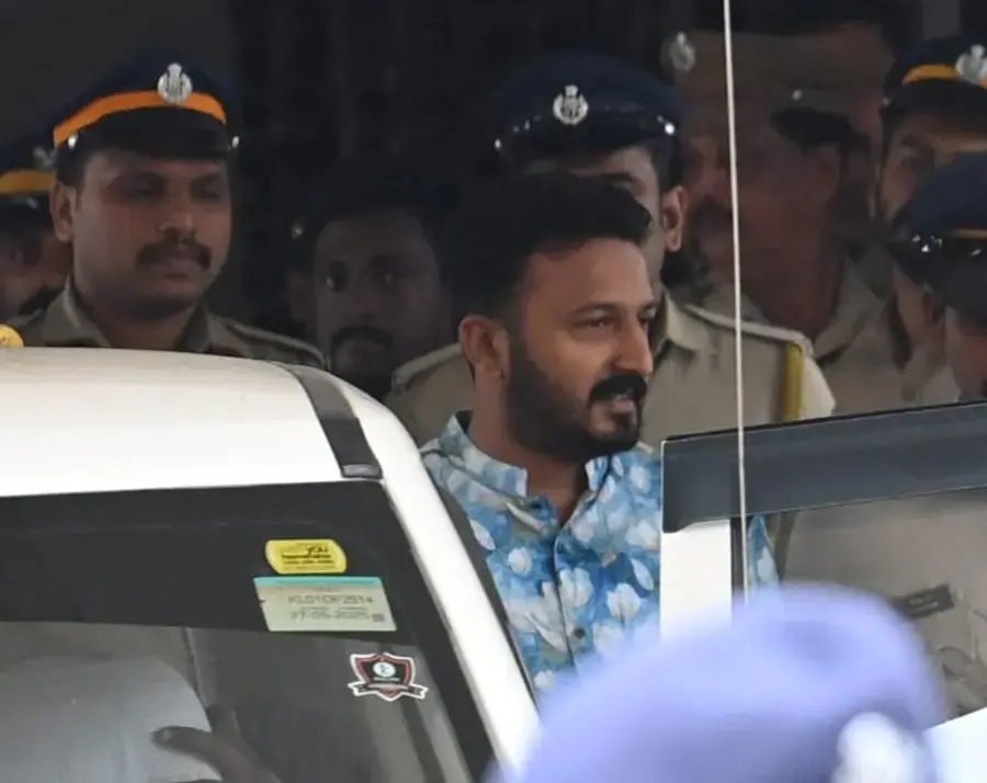 മൂന്നാം ബലാത്സംഗക്കേസിൽ രാഹുൽ മാങ്കൂട്ടത്തിലിന് ജാമ്യം
