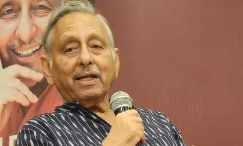 "ശശി തരൂര്‍ ഓന്ത്, കെ.സി ഗുണ്ട, സതീശന്‍ സോഷ്യലിസ്റ്റും സെക്യുലറും '; മണിശങ്കര്‍ അയ്യര്‍