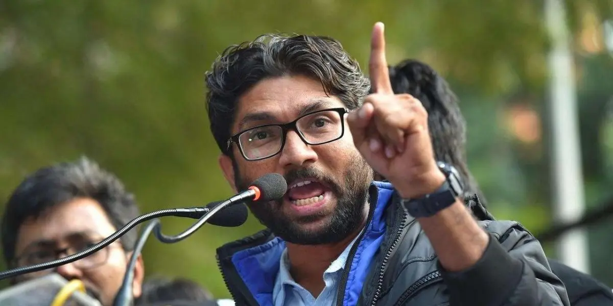 ട്രംപിൻ്റെ താളത്തിനൊത്ത് തുള്ളുന്ന ഒരു നേതാവാണ് നരേന്ദ്ര മോദിയെന്ന് ജിഗ്‌നേഷ് മേവാനി