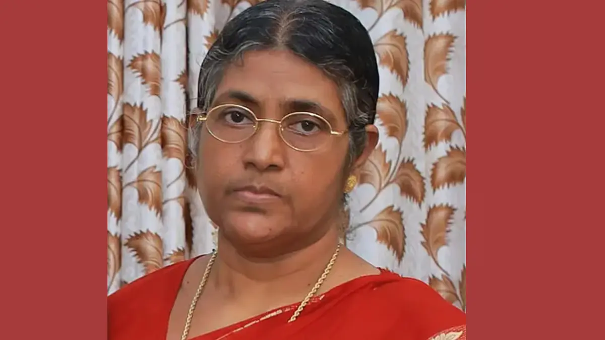 സ്വയം ചിതയൊരുക്കി ആത്മഹത്യയ്ക്ക് ശ്രമിച്ച സ്ത്രീ മരിച്ചു