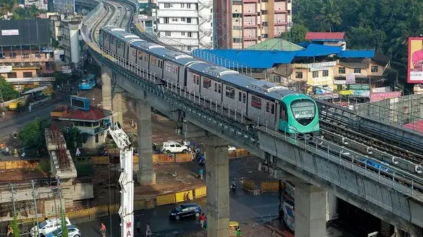 കാഴ്ചപരിമിതർക്കായി കൊച്ചി മെട്രോയിൽ ബ്രെയിൽ സ്റ്റേഷൻ മാപ്പ്  : ഉദ്ഘാടനം നാളെ  