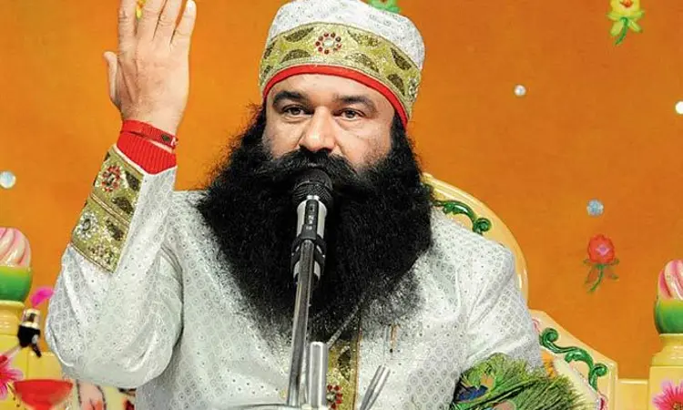 ആള്ദൈവം ഗുര്മീത് റാം റഹിം സിംഗിനെ കോടതി വെറുതെ വിട്ടു