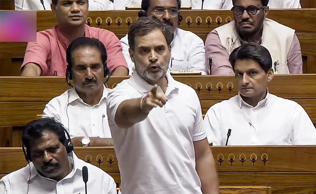 രാജ്യത്ത് ഊർജ്ജ സുരക്ഷ അപകടത്തിലെന്ന് രാഹുൽ : ക്ഷാമമില്ലെന്ന് പെട്രോളിയം മന്ത്രി