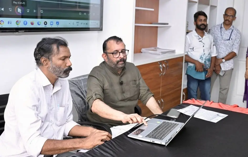 പ്രവാസികൾക്ക് ഒരു കോടി രൂപ വരെയുളള ഇൻഷുറൻസ് പരിരക്ഷയുമായി നോർക്ക കെയർ പ്ലസ്
