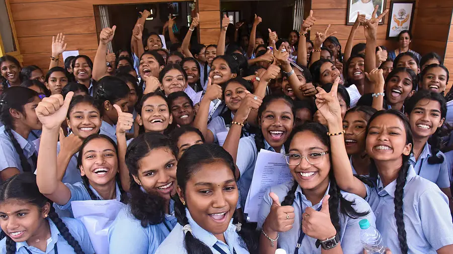 എസ്എസ്എൽസി, ഹയർ സെക്കൻഡറി ഗ്രേസ് മാർക്ക് പരിഷ്കരിച്ചു; പരമാവധി 100 മാർക്ക് വരെ ലഭിക്കും