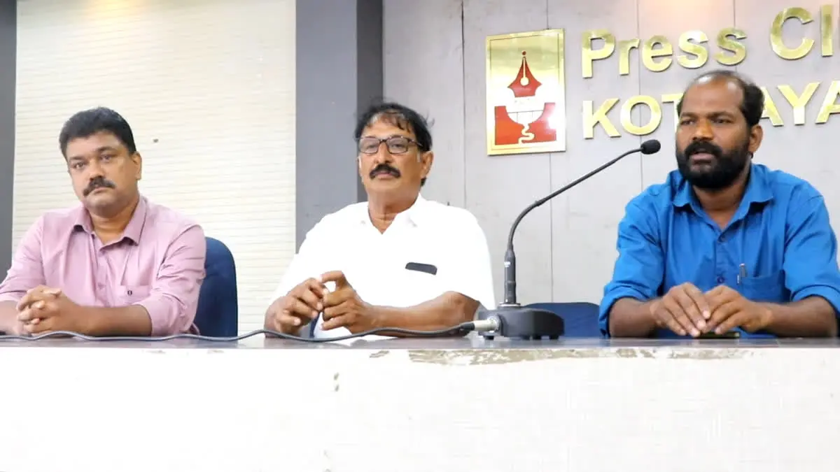 ആർപ്പൂക്കരയിൽ ട്വൻ്റി ട്വൻ്റിക്ക് തിരിച്ചടി; ഭാരവാഹികളും പ്രവർത്തകരും കൂട്ടത്തോടെ കോൺഗ്രസിലേക്ക്