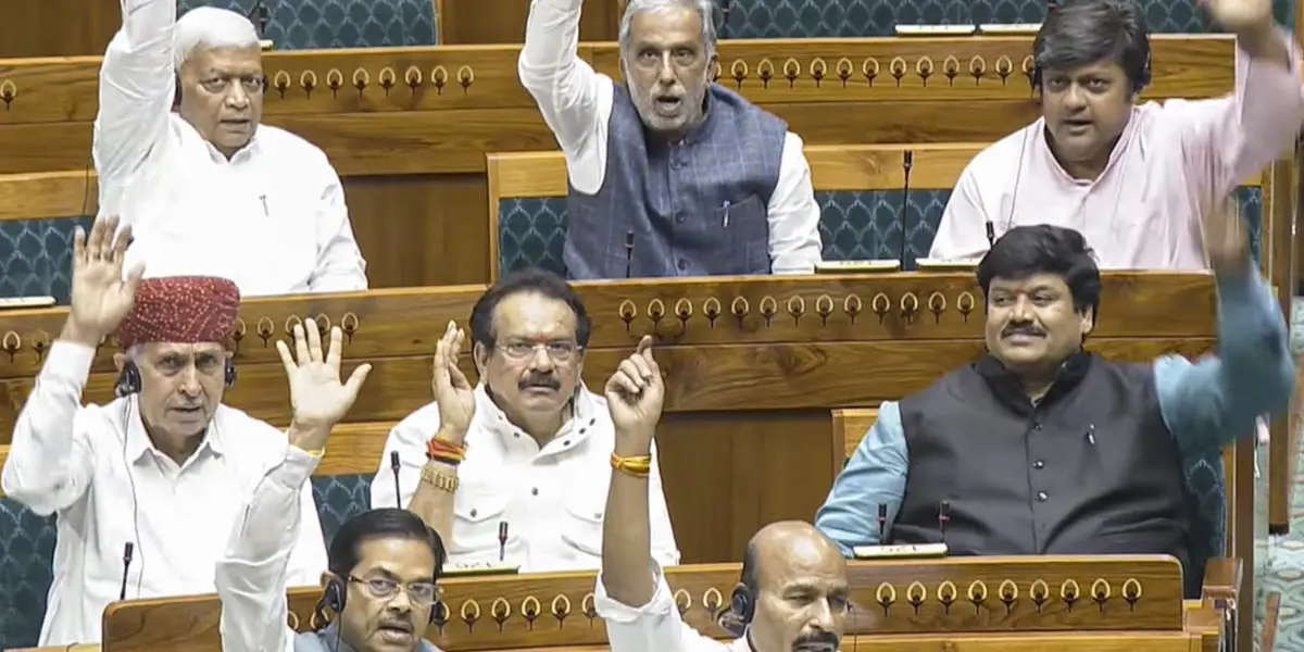ട്രാൻസ്ജെൻഡർ ബില് പാര്ലമെന്റ് പാസാക്കി; എതിർപ്പുമായി സുപ്രീം കോടതി ഉപദേശക സമിതി