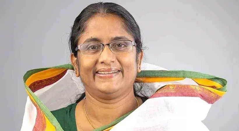 യുഡിഎഫ് സ്ഥാനാർത്ഥി ഷാനിമോൾ ഉസ്മാനെതിരെ പോലീസ് കേസെടുത്തു