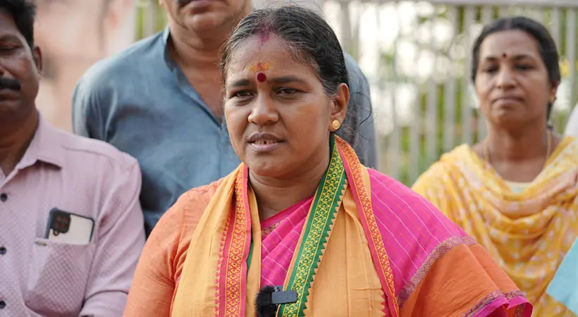 കോഴ ആരോപണം: ശോഭാ സുരേന്ദ്രന്റെ മൊഴി രേഖപ്പെടുത്തി തിരഞ്ഞെടുപ്പ് കമ്മീഷൻ