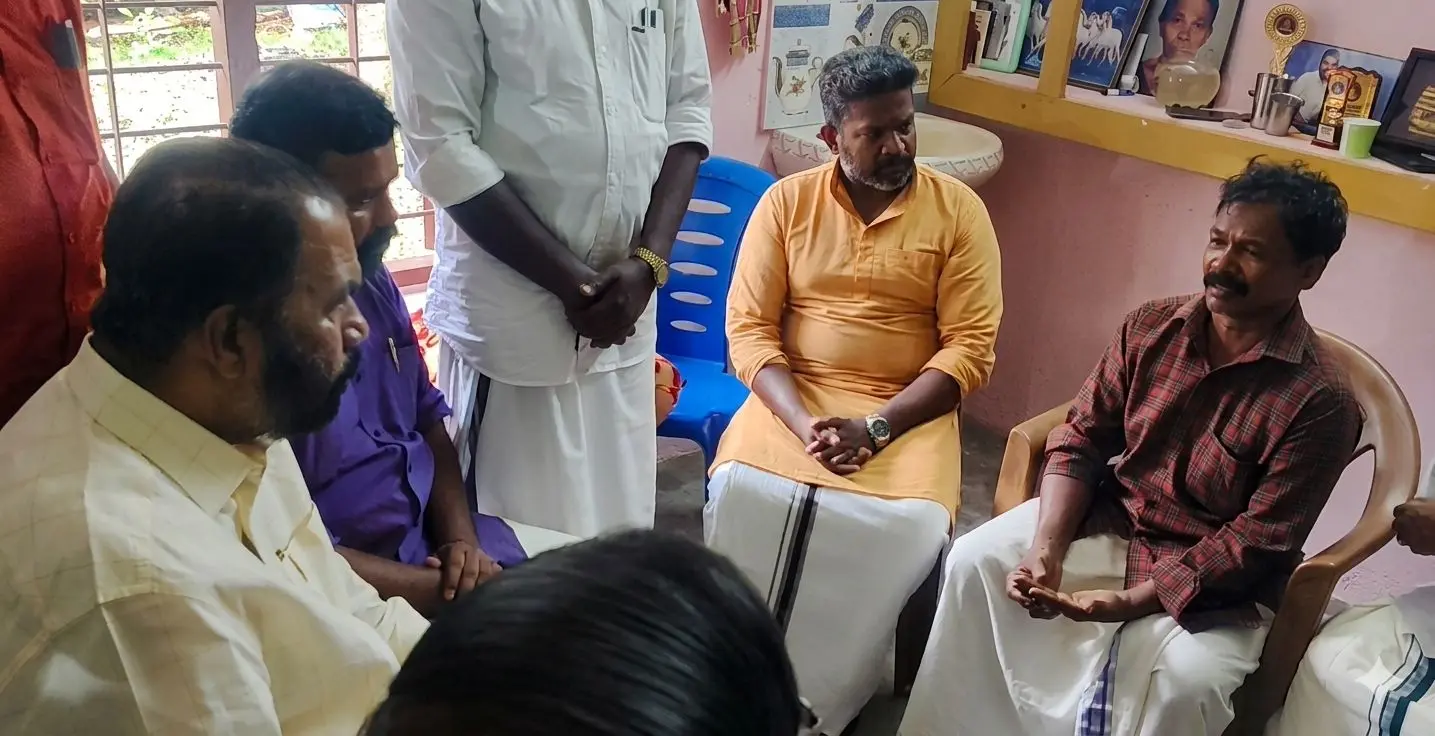 നിതിൻ രാജിൻ്റെ മരണം : "കോളജിൽ നിന്ന് ആരുംവരാത്തത് സംശയമുണ്ടാക്കുന്നു" :മന്ത്രി വി ശിവൻകുട്ടി