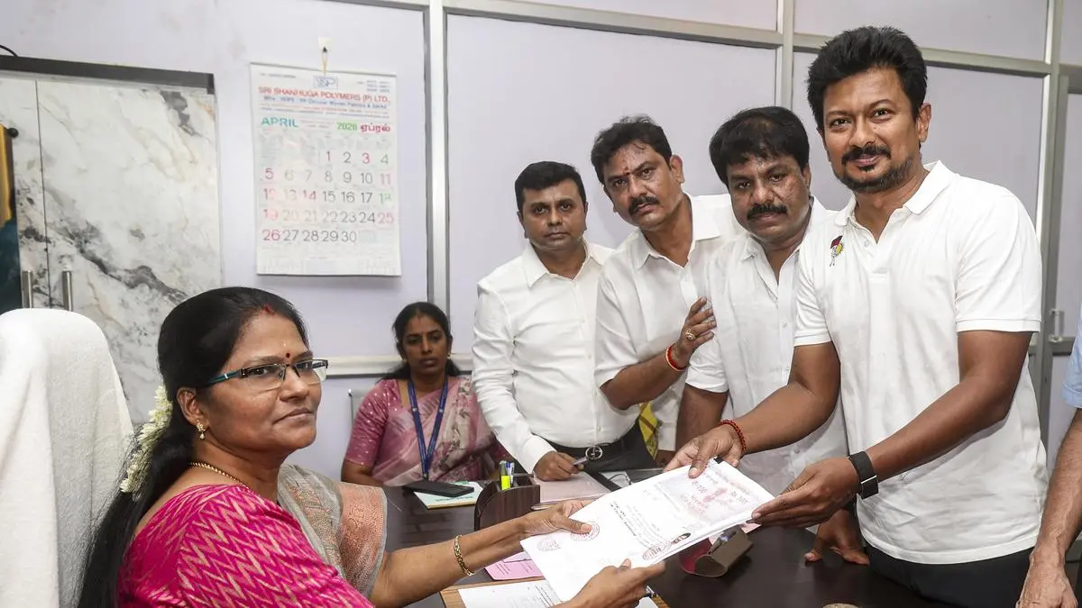   ഉദയനിധിയുടെ സ്വത്ത് വിവരം  : വിഷയത്തിൽ ആദായനികുതി വകുപ്പ് മറുപടി നൽകണമെന്ന് മദ്രാസ് ഹൈക്കോടതി.