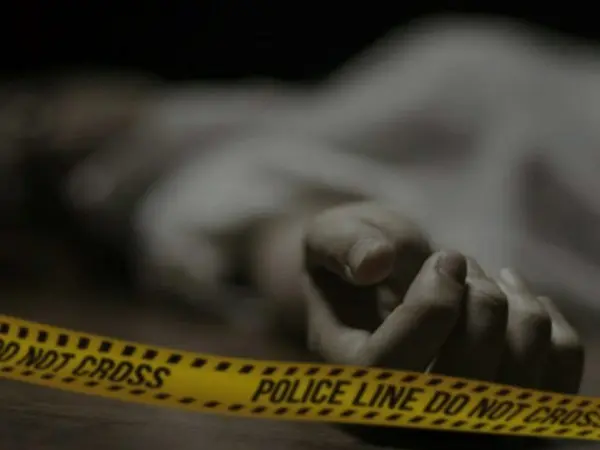 സ്റ്റീല്‍ പാത്രത്തിനുള്ളില്‍ വെച്ച്‌ പടക്ക പരീക്ഷണം; കൊയിലാണ്ടിയില്‍ പടക്കം പൊട്ടിത്തെറിച്ച്‌ 16 വയസ്സുകാരൻ മരിച്ചു