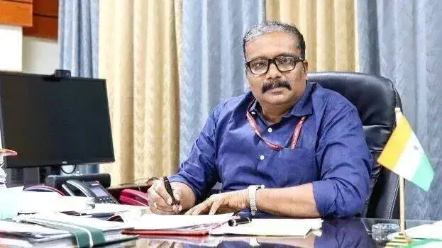 സര്ക്കാരിനെ വിമര്ശിച്ചു; സൈനികക്ഷേമ പ്രിന്സിപ്പല് സെക്രട്ടറി ബി അശോകിന് സസ്പെന്ഷന്