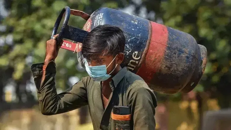 സിലിണ്ടര്‍ വില വര്‍ധനവ് : മെയ് ആറിന് സംസ്ഥാനത്തെ ഹോട്ടലുകള്‍ അടച്ചിടും