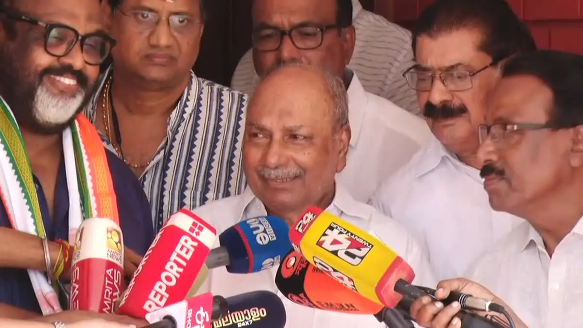 "മുഖ്യമന്ത്രി സ്ഥാനത്തേക്കുള്ള തര്‍ക്കങ്ങള്‍ ഗാന്ധിയുടെ കാലം മുതല്‍ പാര്‍ട്ടിയിലുണ്ട് ": എ കെ ആൻ്റണി