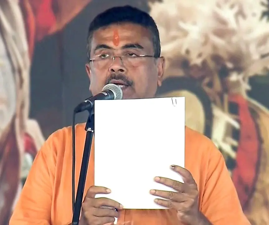 ബംഗാളിനെ നയിക്കാന്‍ ഇനി സുവേന്ദു അധികാരി: മോദിയെയും അമിത് ഷായെയും സാക്ഷിയാക്കി സത്യപ്രതിജ്ഞ നടന്നു 