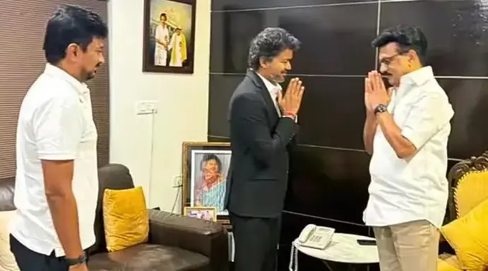 എം.കെ.സ്റ്റാലിനെയും വൈക്കോയെയും സന്ദർശിച്ച് വിജയ്; സ്വാഗതം ചെയ്ത് ഉദയനിധി സ്റ്റാലിൻ