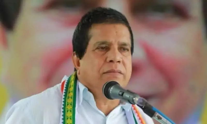"ആഹ്ളാദ പ്രകടനം പോലും നടത്താന്‍ പറ്റുന്നില്ല, ഇങ്ങനെ പോയാല്‍ അണികളുടെ അടികിട്ടും":