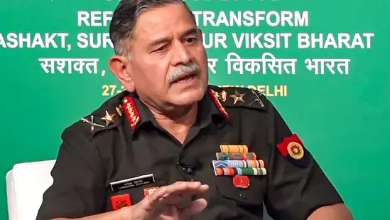 "പാകിസ്ഥാൻ ഇന്ത്യയ്‌ക്കെതിരെ ആക്രമണം തുടർന്നാൽ... ": കരസേനാ മേധാവിയുടെ മുന്നറിയിപ്പ്