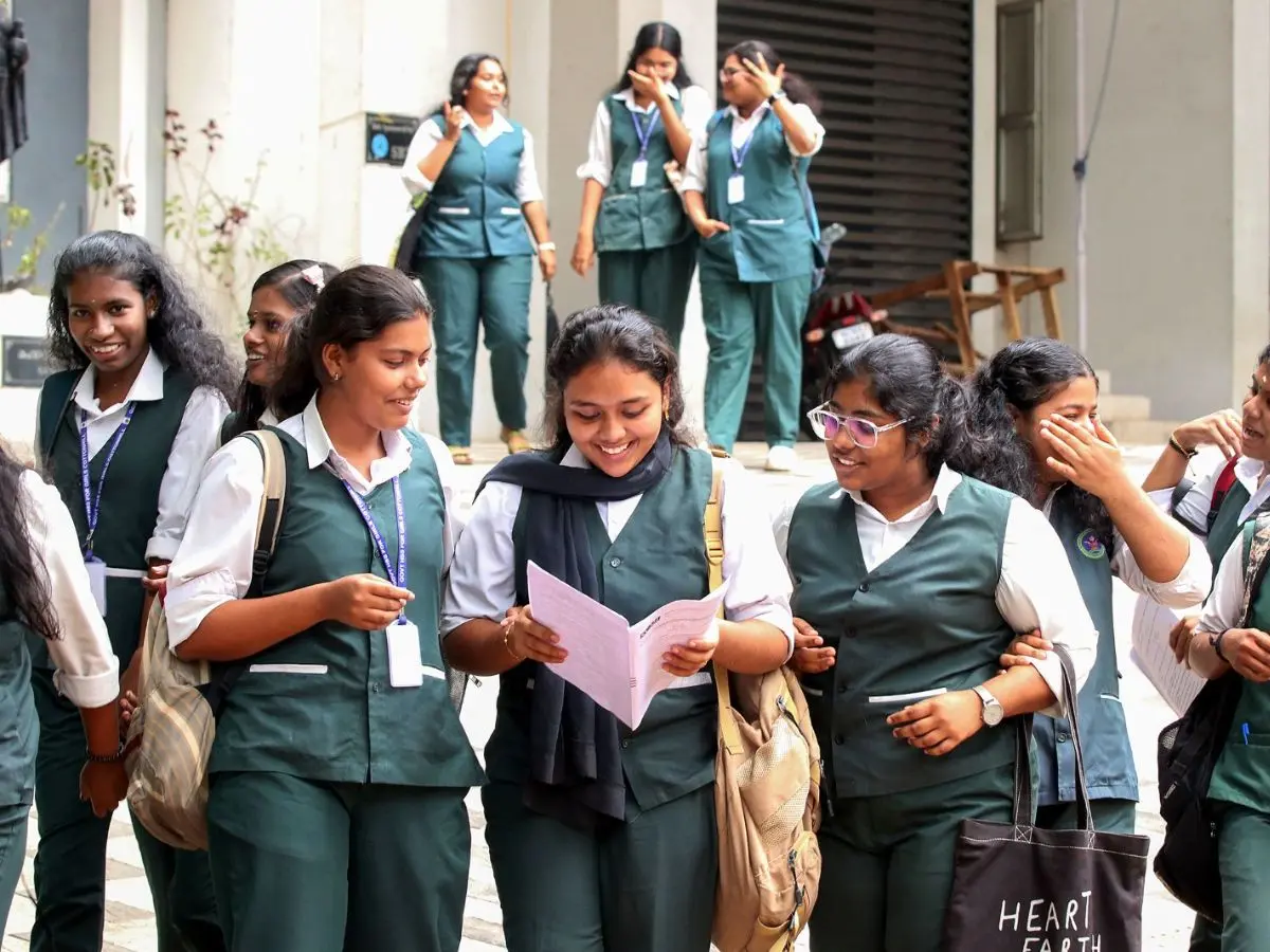 പ്ലസ് വൺ പ്രവേശനം : ഓൺലൈൻ അപേക്ഷാ നടപടികൾ ഇന്ന് മുതൽ