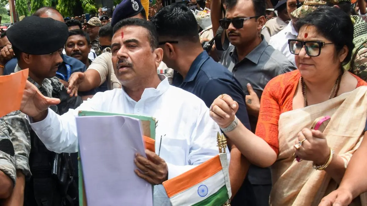 അഞ്ച് രൂപയ്ക്ക് മീനും ചോറും, മദ്യശാലകൾക്കും നിയന്ത്രണം; ക്ഷേമപദ്ധതികളുമായി സുവേന്ദു 