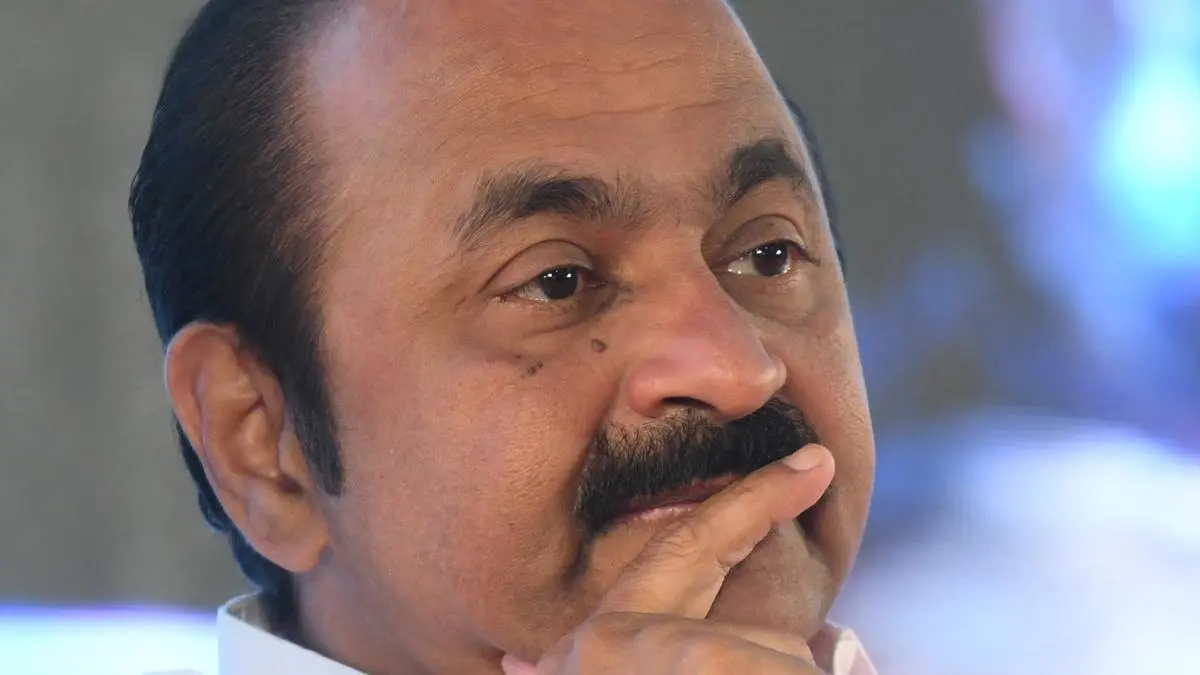 കെട്ടിട പെർമിറ്റ് ഫീസ് വർധന മുൻകാല പ്രാബല്യത്തോടെ പിൻവലിച്ചുവെന്ന പ്രചരണം വ്യാജം 
