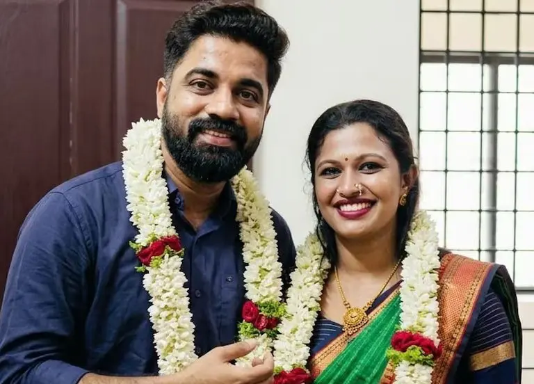 എസ്എഫ്ഐ മുന്‍  നേതാക്കളായ പി എം ആര്‍ഷോയും കെ വിദ്യയും വിവാഹിതരായി