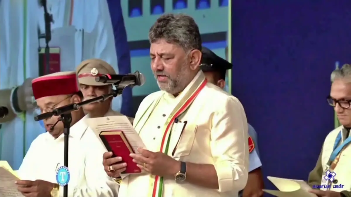 D K Shivakumar Takes Oath As 25th Chief Minister Of Karnataka