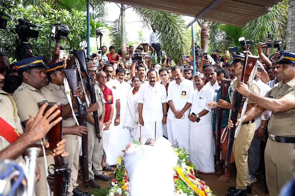  പ്രിയനടൻ സലിം കുമാറിന്  വിടനൽകി  കേരളം