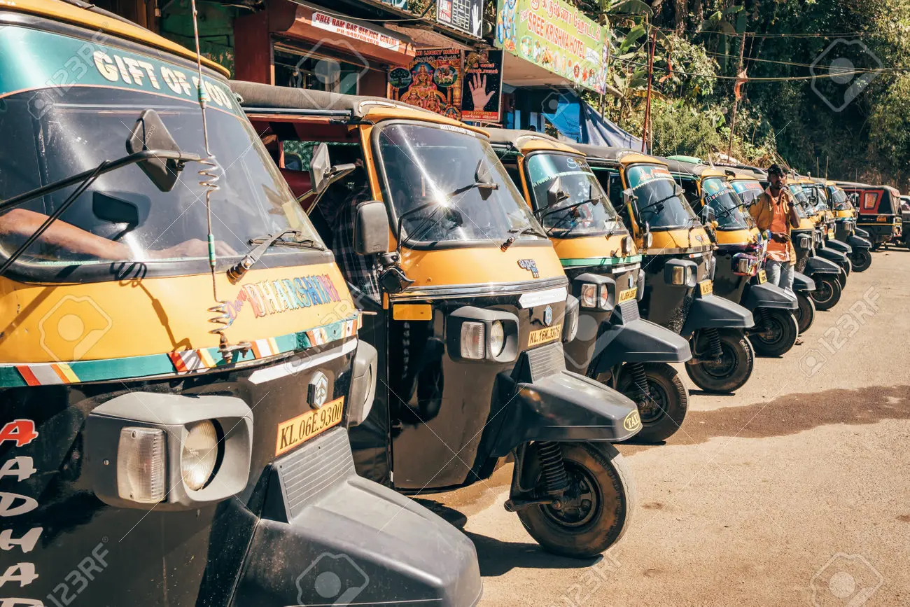 ഓട്ടോറിക്ഷ തൊഴിലാളികളുടെ സെക്രട്ടറിയേറ്റ് മാര്‍ച്ച്‌ ജൂണ്‍ 10ന്
