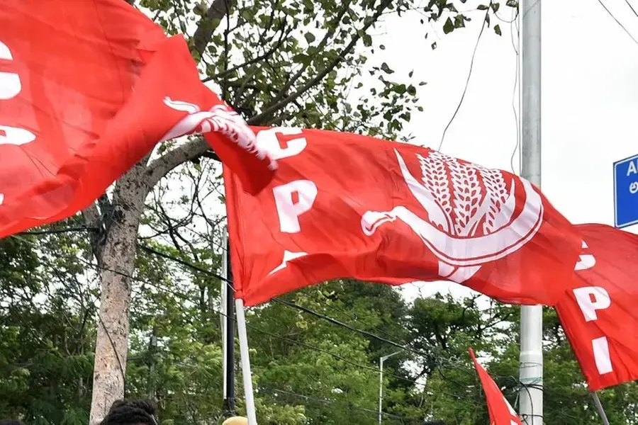 CPI സംസ്ഥാന സെക്രട്ടറിയേറ്റ് പിരിച്ചുവിടണം: ബിനോയ് വിശ്വത്തിനെതിരെയും ചിഞ്ചുറാണിക്കെതിരെയും രൂക്ഷവിമർശനം