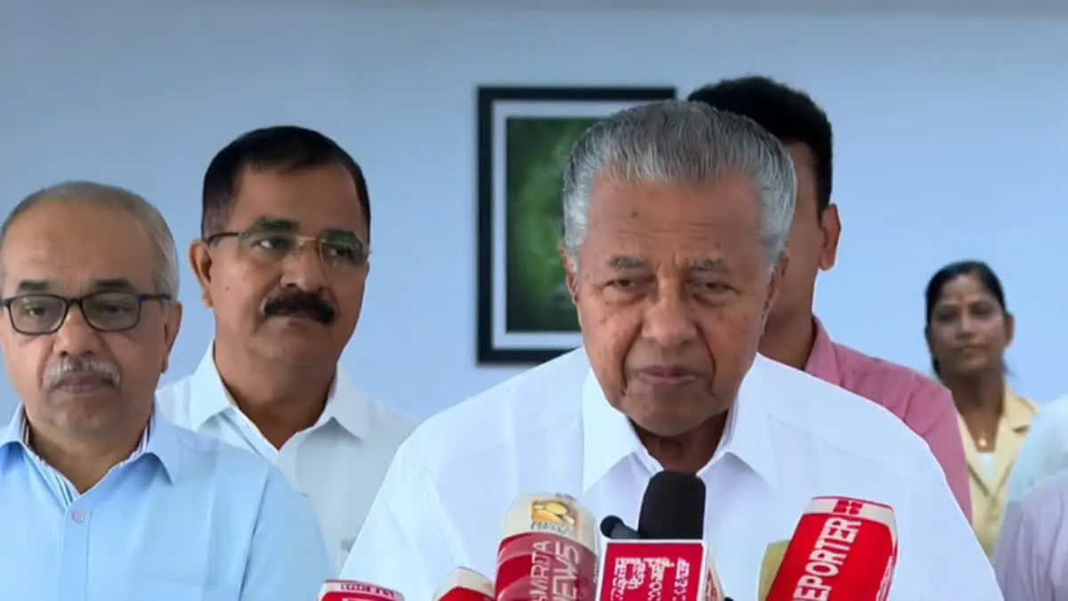 "നിപ പ്രതിരോധത്തിൽ സർക്കാരിന് ഗുരുതര വീഴ്ച; ആരോഗ്യ മന്ത്രി കോഴിക്കോട്ട് എത്തിയില്ല" : പിണറായി വിജയൻ